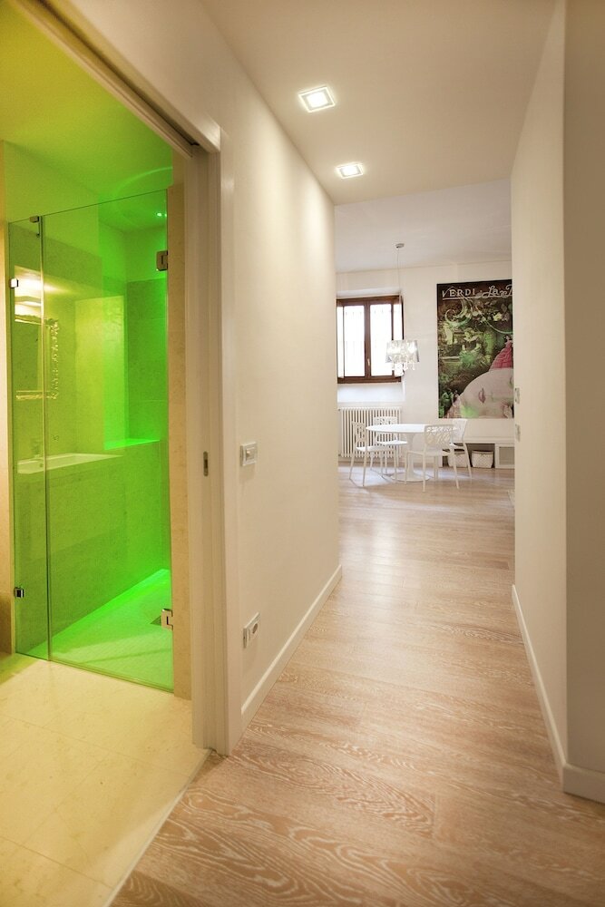 Фото Truly Verona