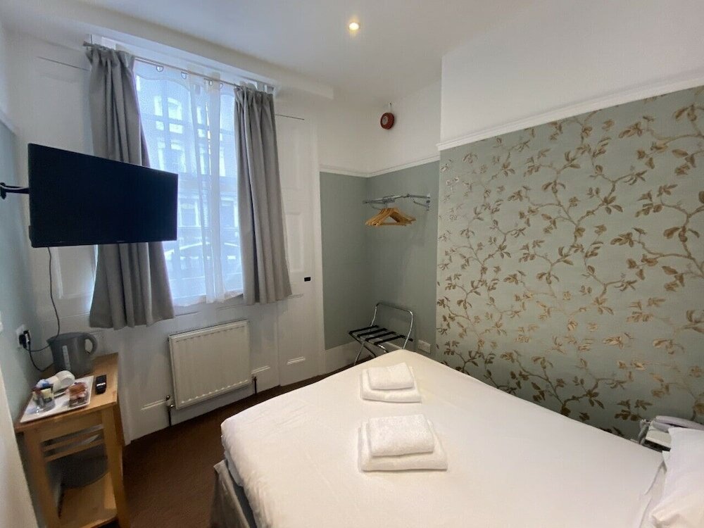 Фото Swinton Hotel