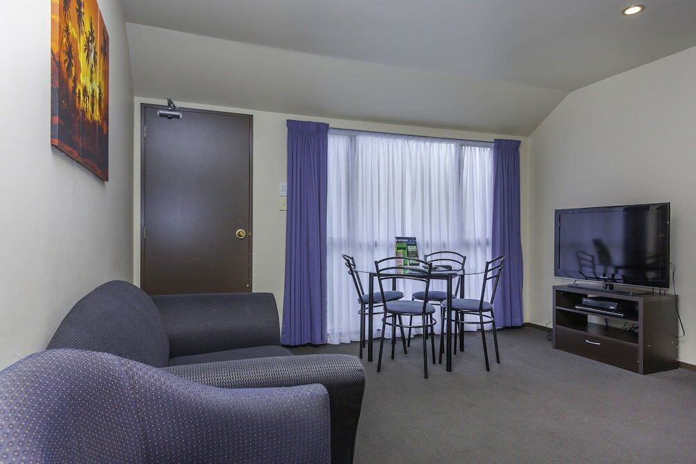 Фото Deans Bush Motel