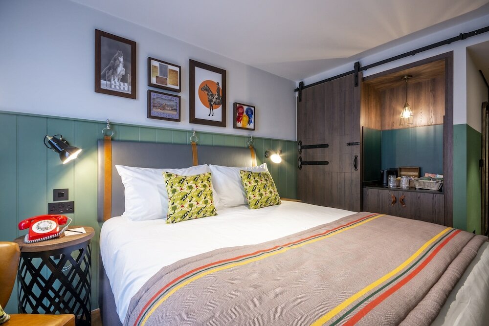 Фото Hotel Indigo Chester