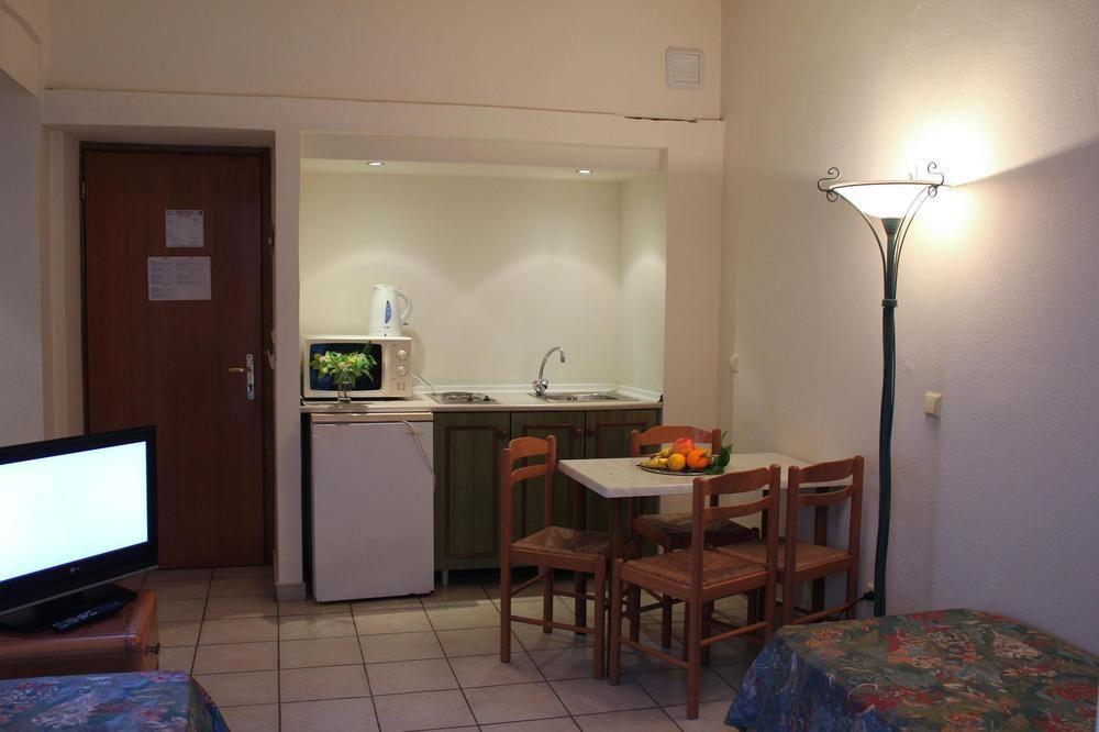 Фото Royal Apart Hotel