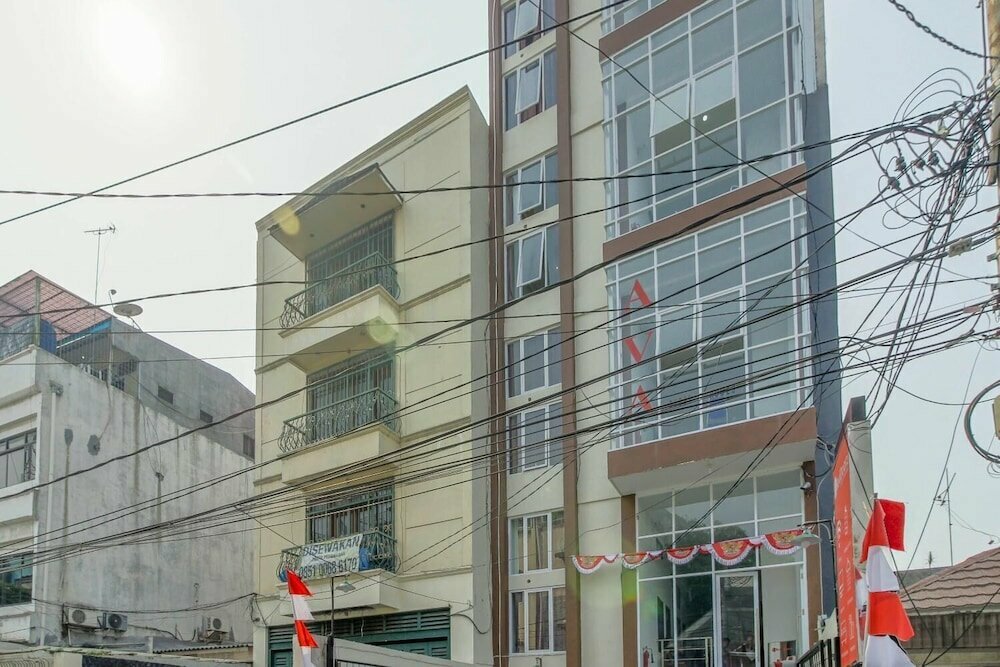 Hotel RedDoorz near Hayam Wuruk, Jakarta, photo