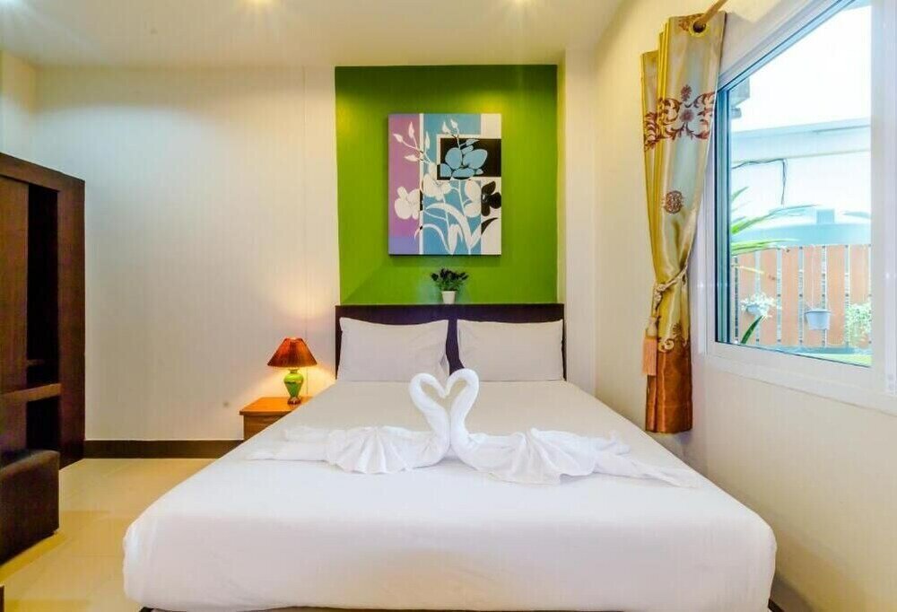 Фото Baan Yuyen Karon Guesthouse