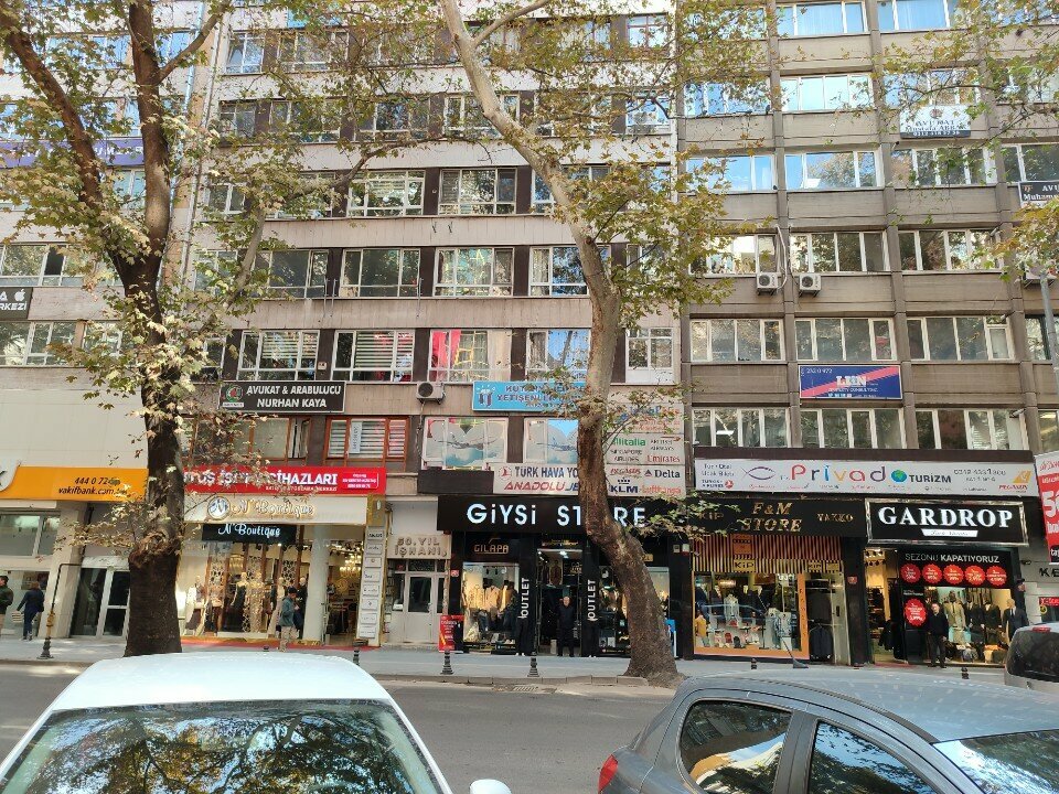 Clothing store F & M Store, Ankara, photo