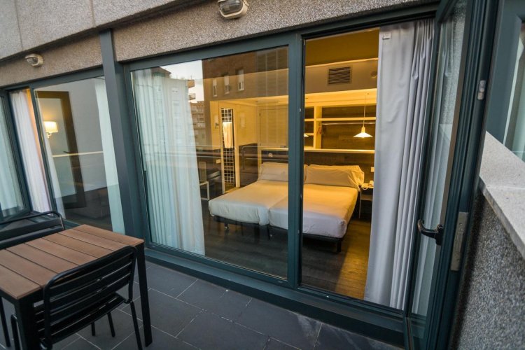 Фото Hotel Paral·lel