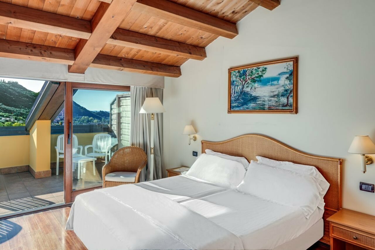 Фото Poiano Resort Hotel & Apartments
