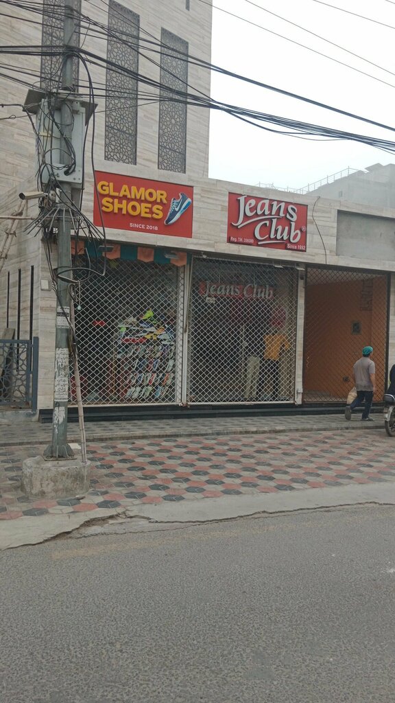 Clothing store Jeans Masters, Lahore, photo