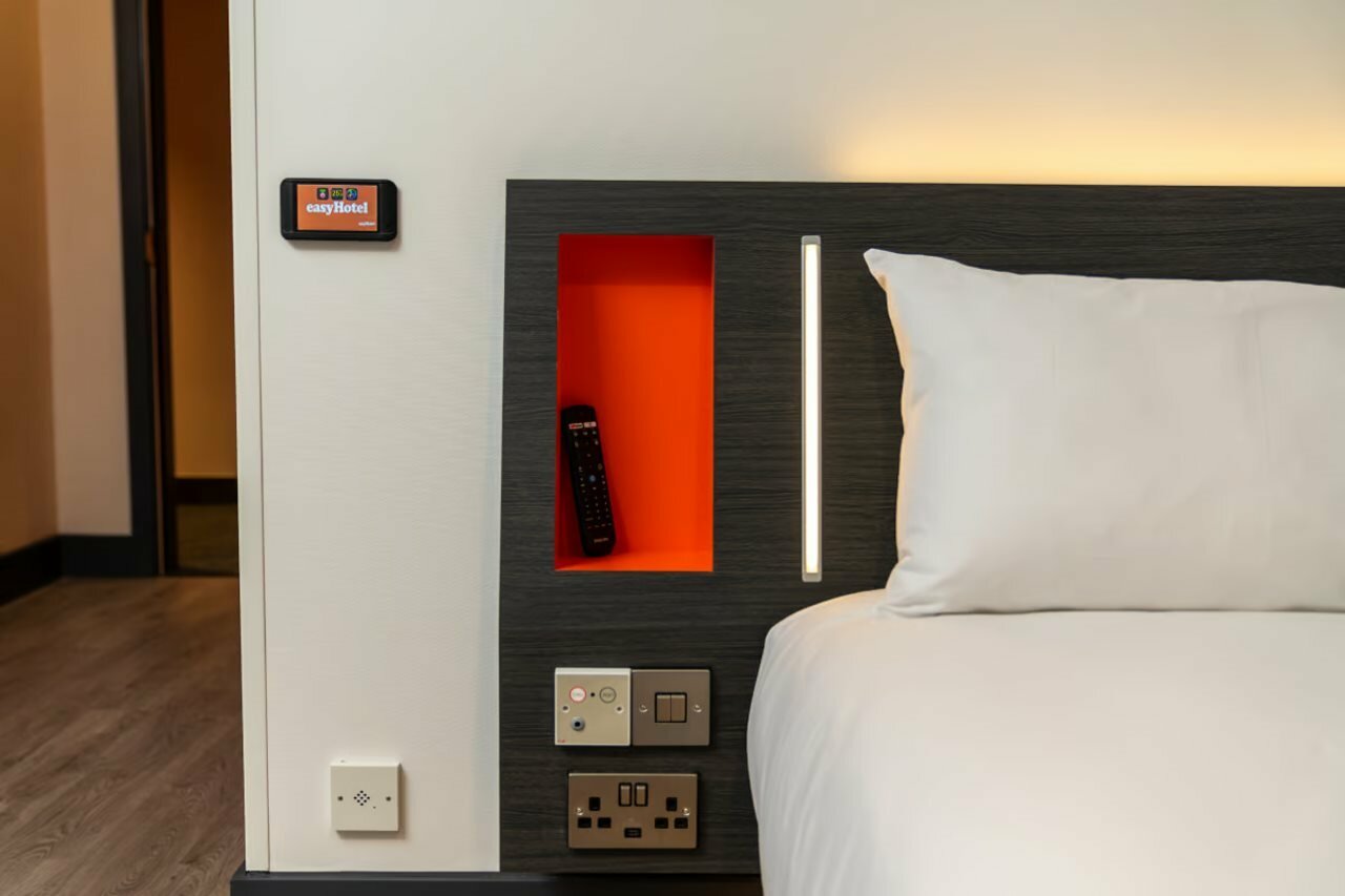 Фото Easyhotel Oxford