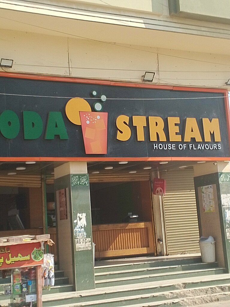 Soft drinks bar Soda Stream, Karachi, photo