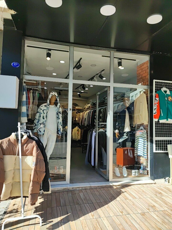 Clothing market Izmir. Ozzy, Izmir, photo