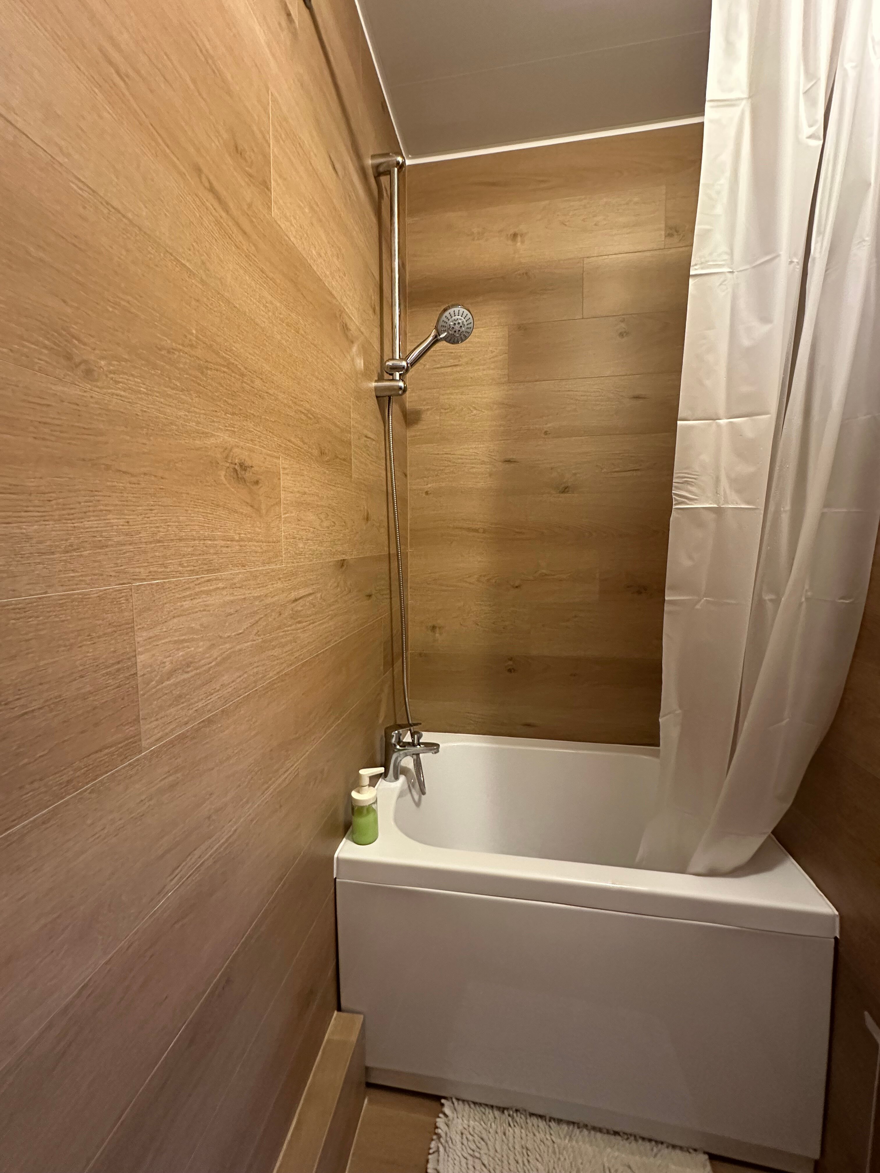 Фото Тихо в городе