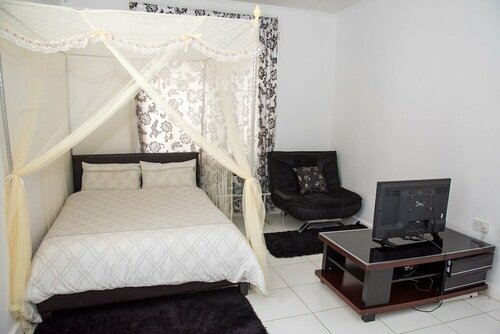 Гостиница Spendwise Lodge and Apartments в Лилонгве