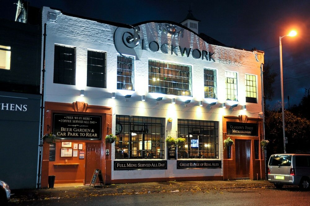 Фото Glasgow Hampden Garden Apartment