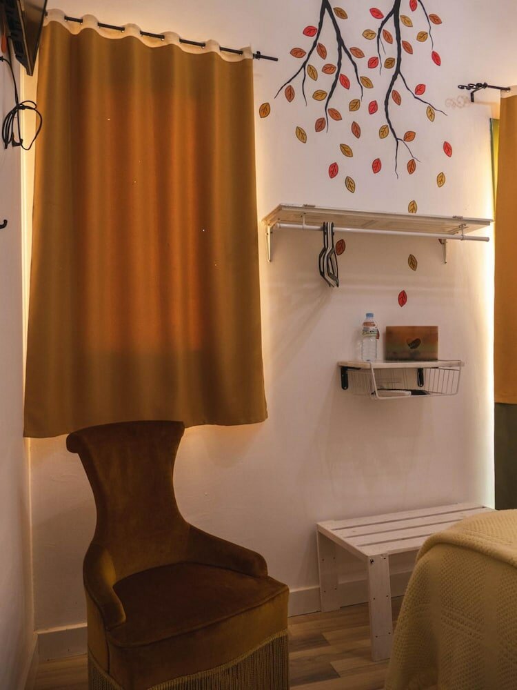 Фото Hostal Cling 43