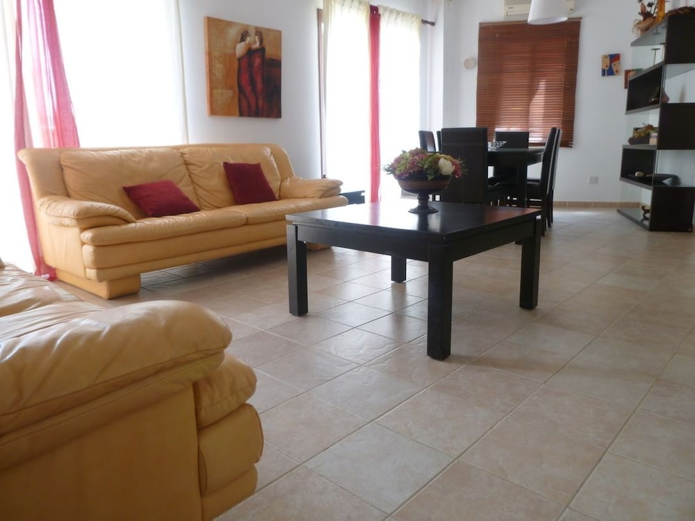 Фото Avra Family Maisonettes