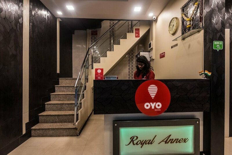 Гостиница Oyo 328 Hotel Royal Grand в Мумбаи