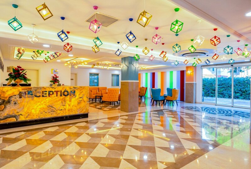 Гостиница Crystal Club World of Colours в Богазкенте