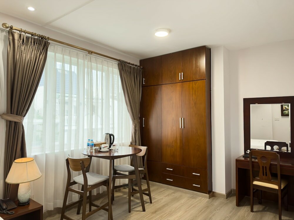 Фото Hoang Yen Hotel - Phu My Hung