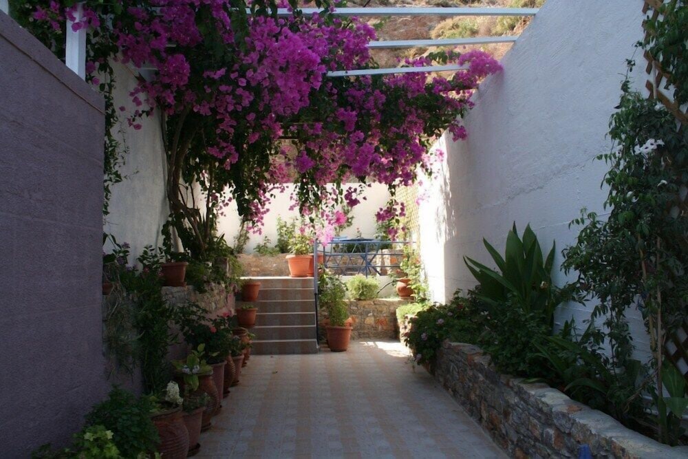 Фото Michalis Studios