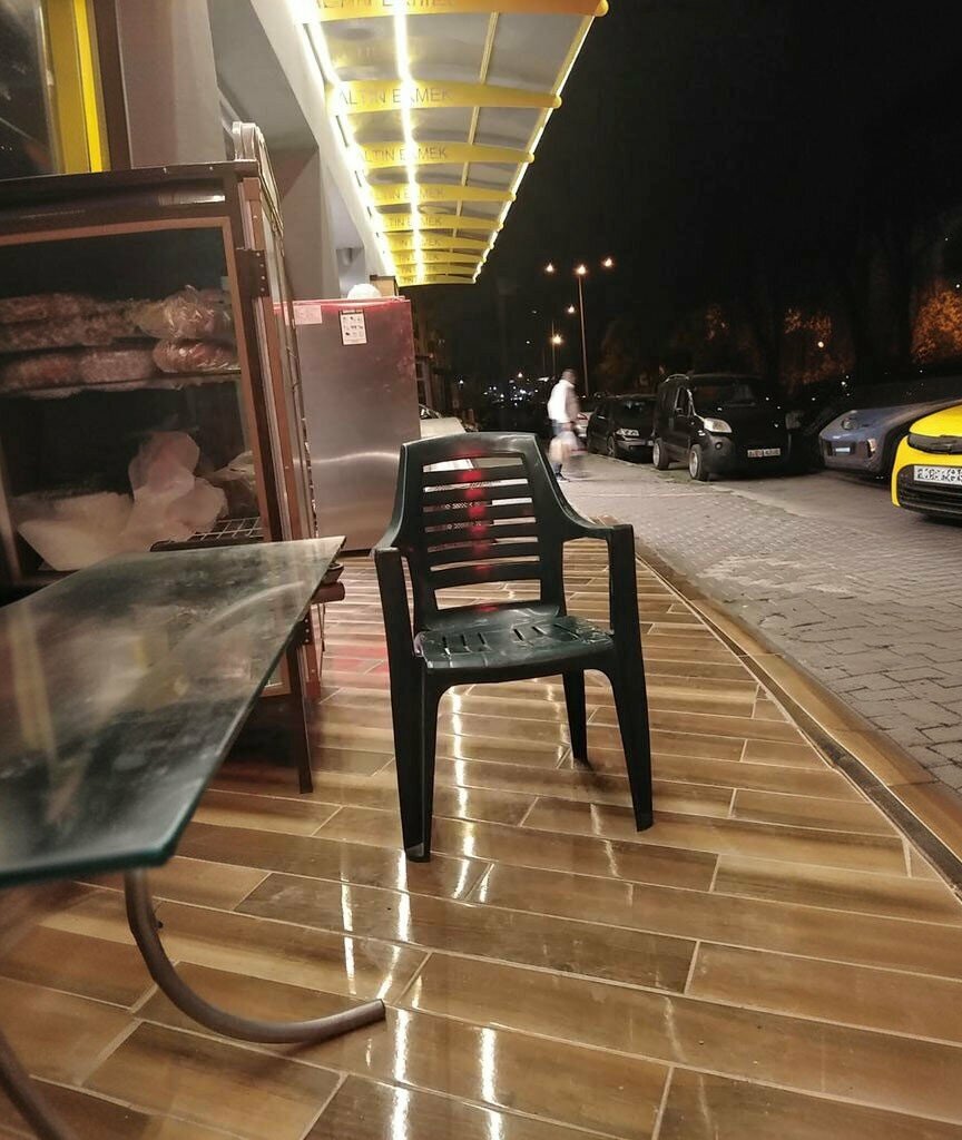 Bakery Golden Bread, Aliaga, photo