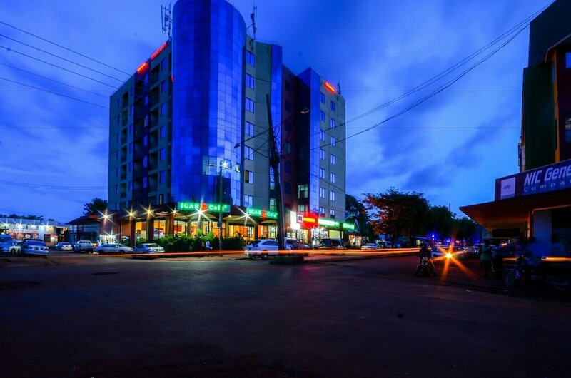 Гостиница Igar Plaza Hotel в Джиндже