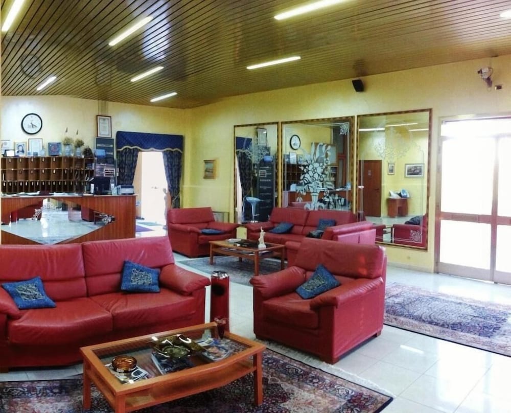 Фото Cordial Hotel