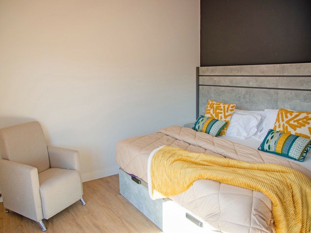 Фото Apartmentos Santander Maliaño Suites 3000