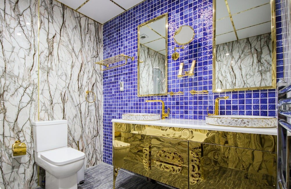 Фото DJ Suites Blackpool