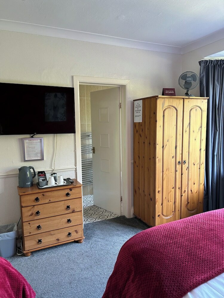 Фото The Russell