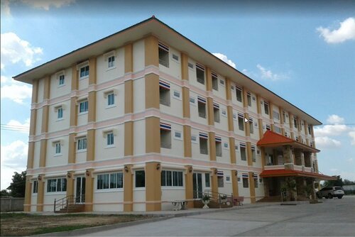 Гостиница Chalerm Lak Mansion в Сурине