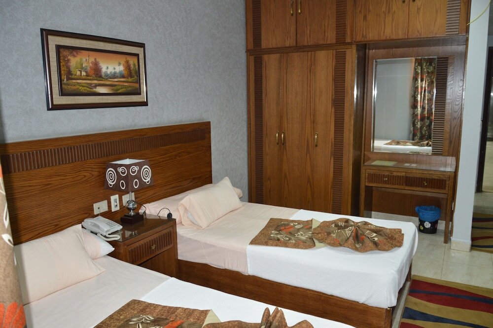 Фото Glorious Hotel