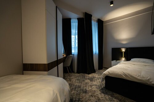 Гостиница Hotel Cristal в Клуж-Напоке
