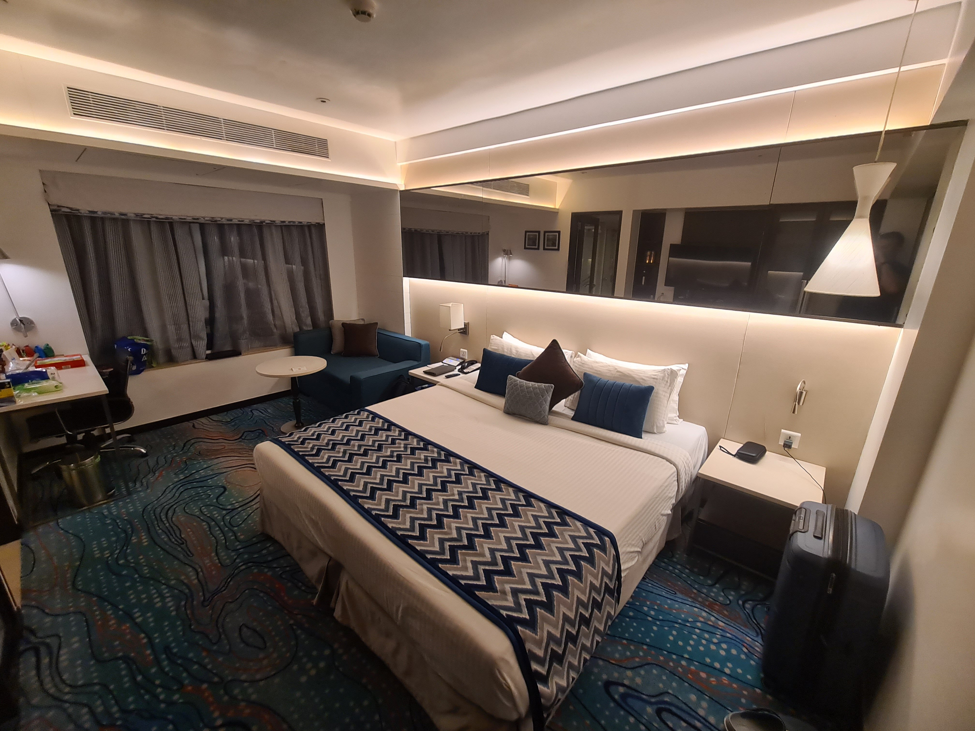 Фото The Sahil Hotel