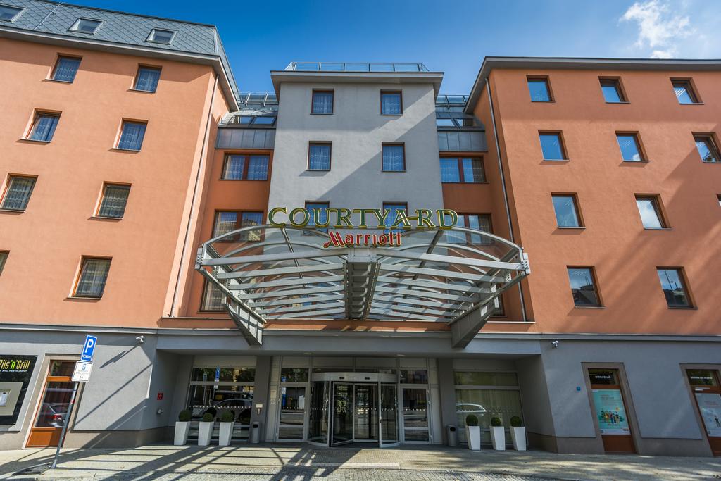 Фото Courtyard by Marriott Pilsen