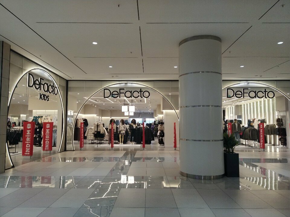 Clothing store DeFacto, Konya, photo