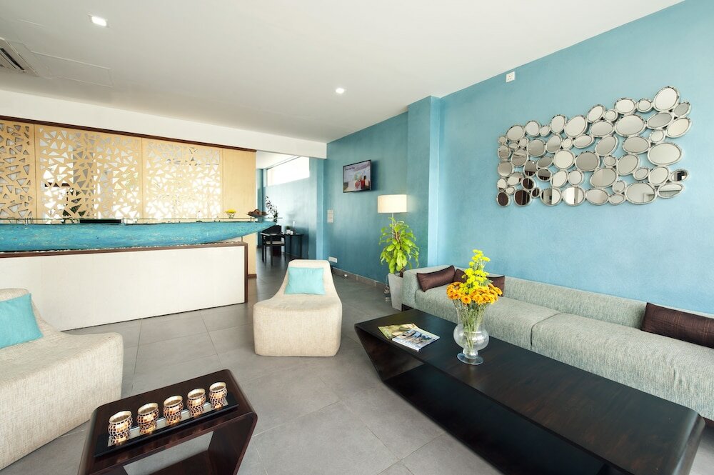 Фото The Beach Apartments