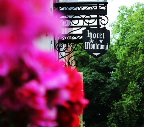 Гостиница Montovani в Брюгге
