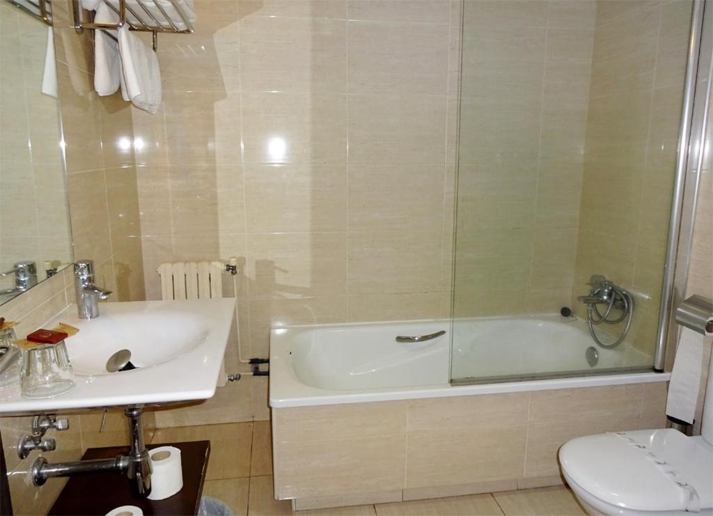 Фото Hotel Millán