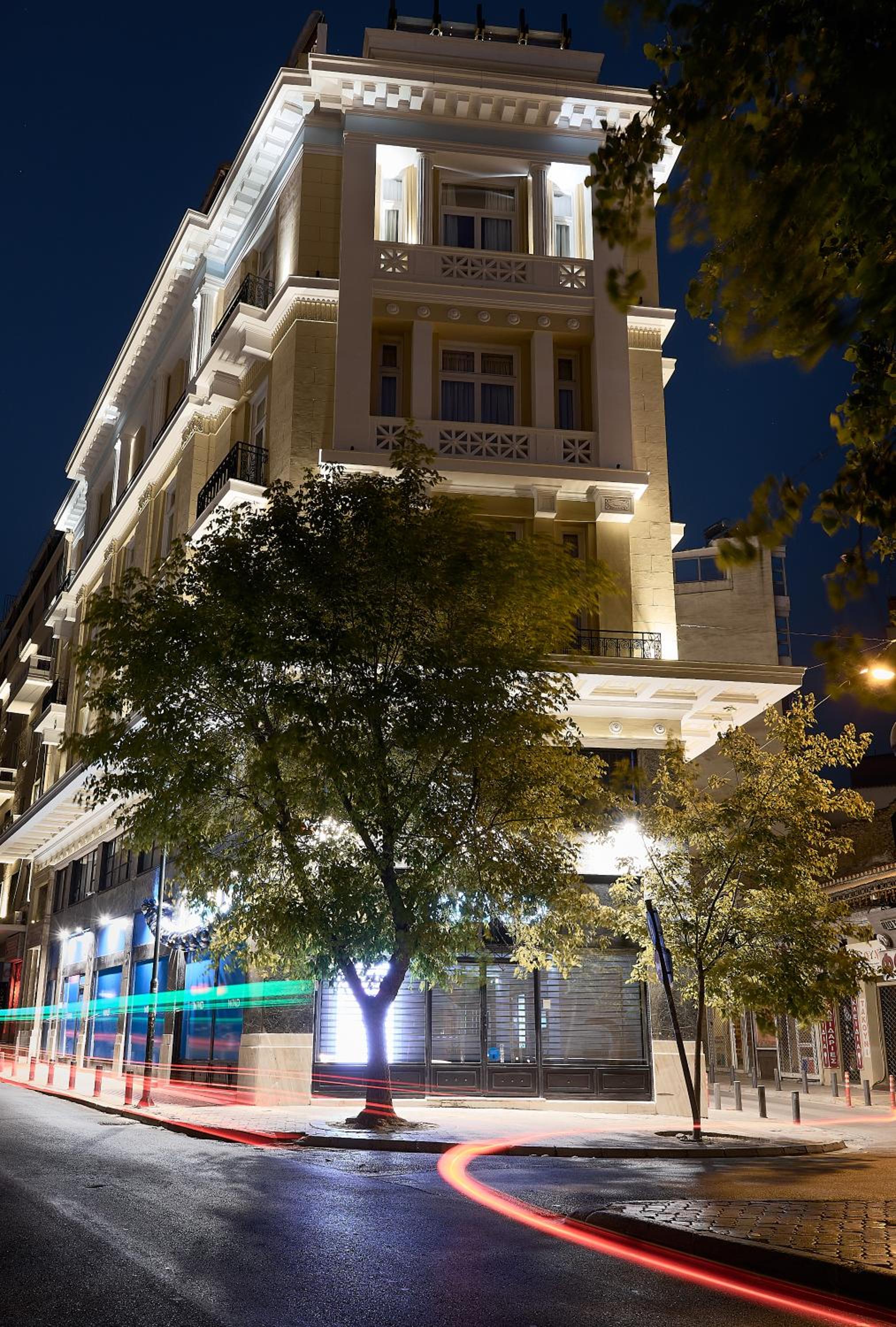 Фото отеля 1