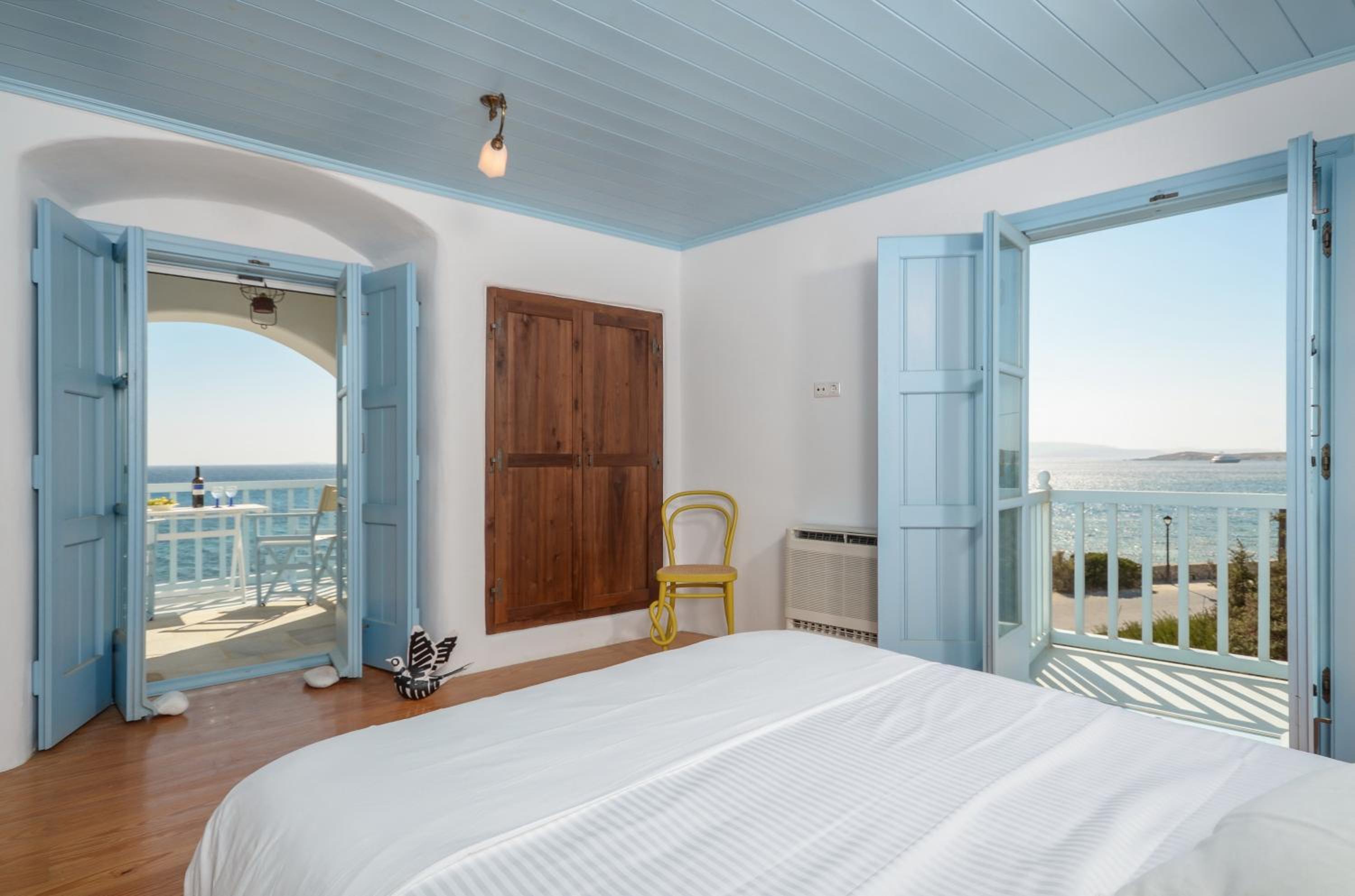 Фото Cycladic Islands Hotel & SPA