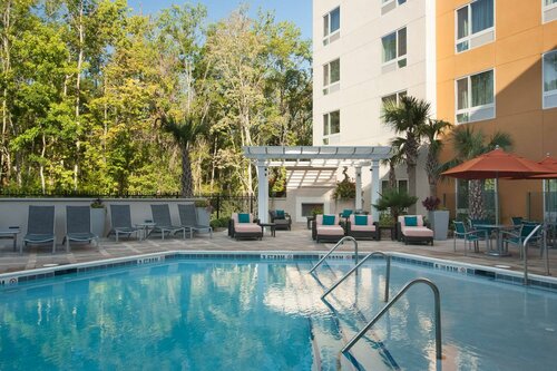 Гостиница TownePlace Suites Charleston Airport/Convention Center в Норт-Чарлстоне