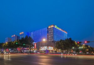 Гостиница Holiday Inn Express Qingdao Chengyang Central, an Ihg Hotel
