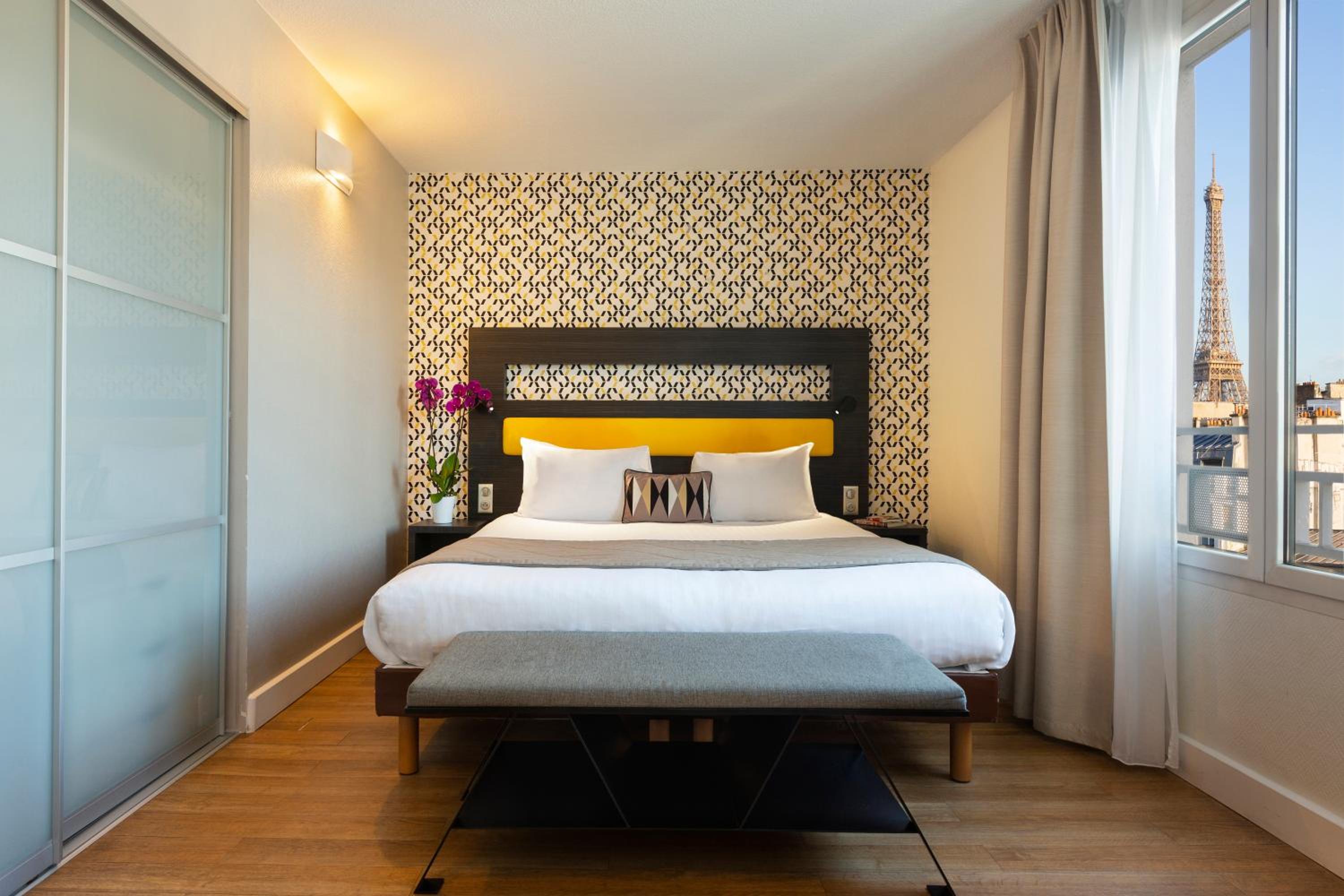 Фото Citadines Tour Eiffel Paris