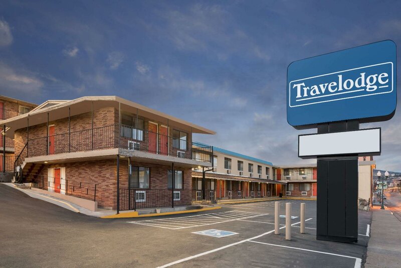Гостиница Travelodge by Wyndham Klamath Falls в Кламат Фолс