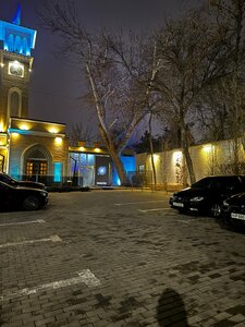 Куранты (Мирабадский район, просп. Амира Темура, 3Б), кафе в Ташкенте