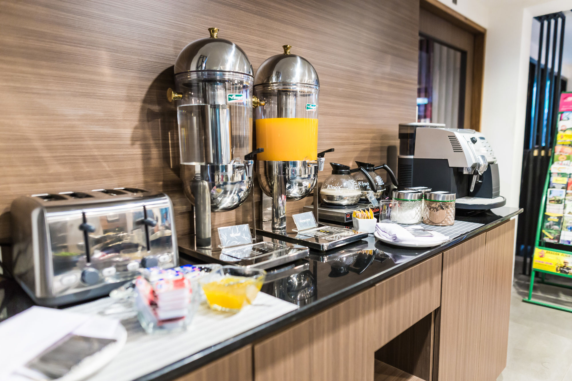 Фото The Wing Lanna Hotel