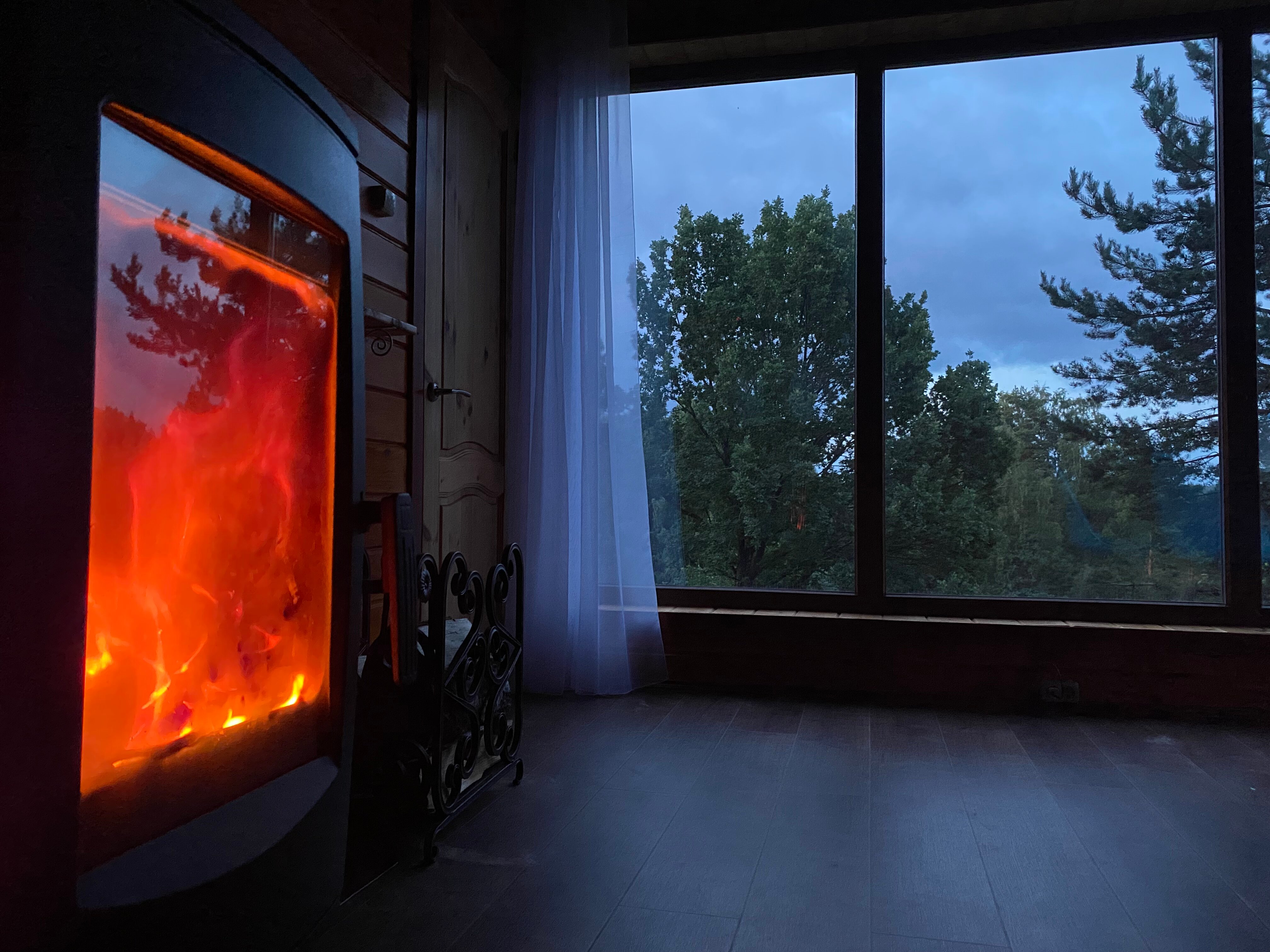 Фото Домик на горке