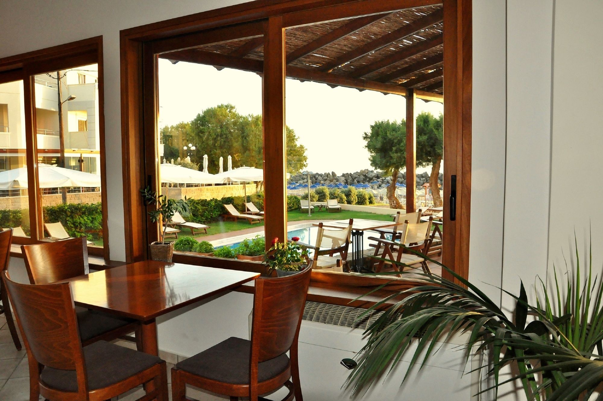 Фото Aphrodite Beach Hotel
