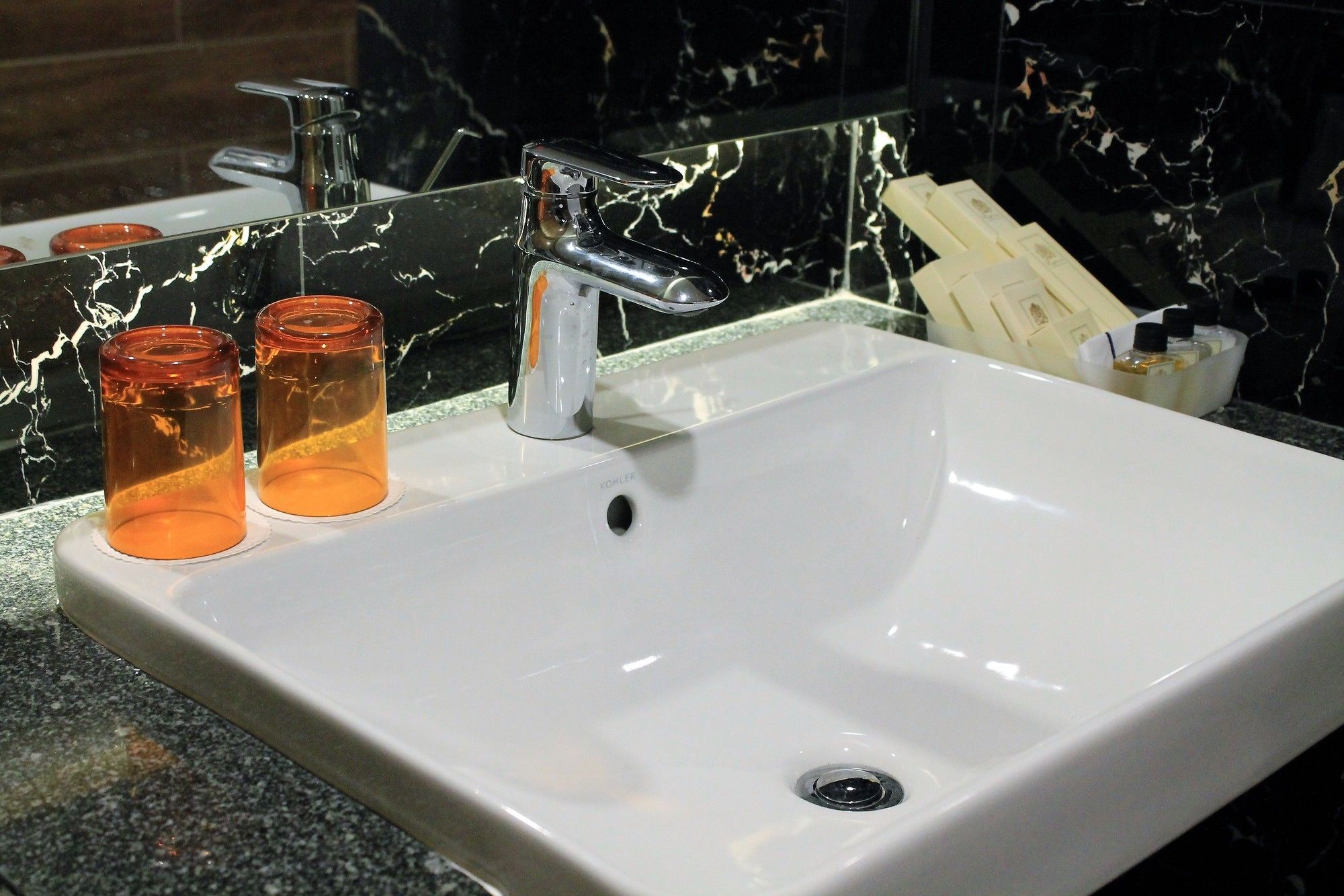 Фото LawinTa Hotel 