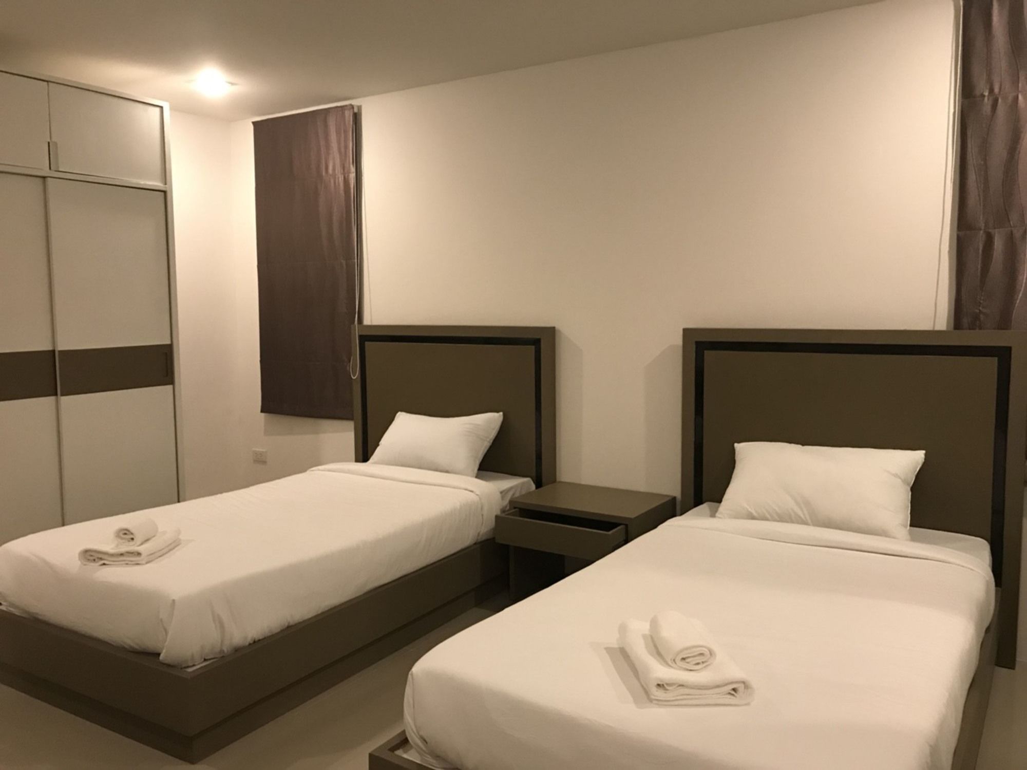 Фото S. E. T Thanmongkol Residence